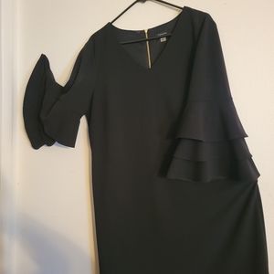Black Dress Triple Bell Sleaves,